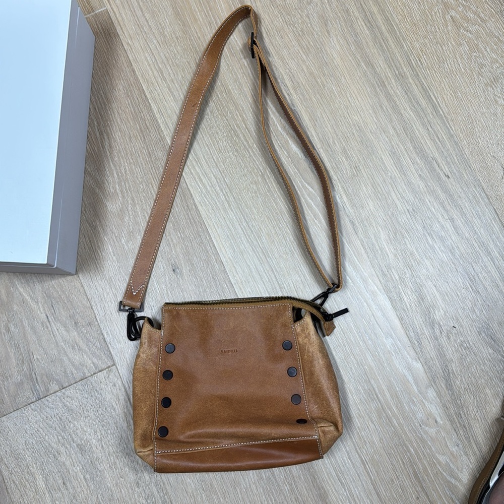 Hammitt BRYANT MED - Shoulder Bag. - Picture 8 of 14